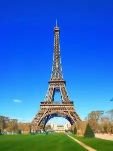 Un réseau mobile privé pour sécuriser les opérations sur le site de la tour Eiffel