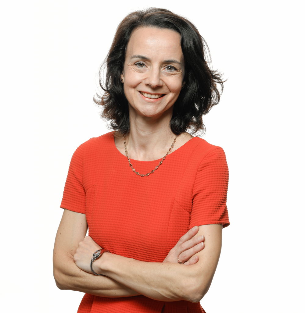 hélène kayanakis directrice financiére