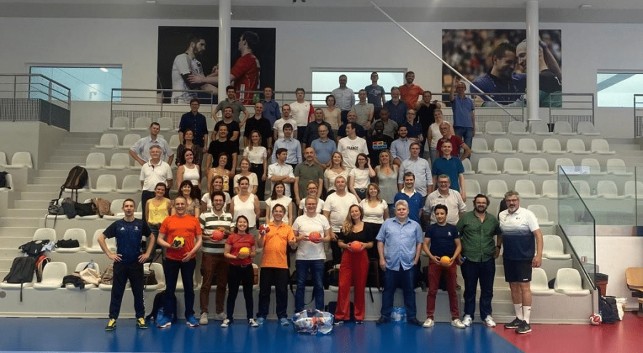 Leaders de TDF initiés au handball